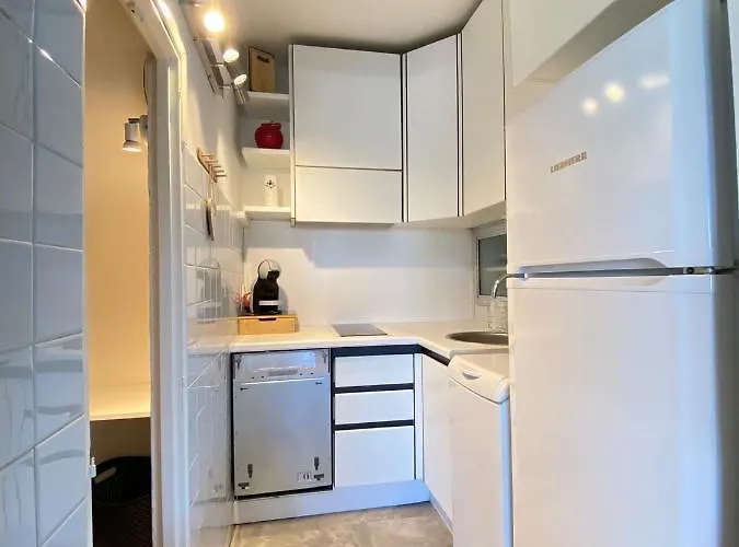 Bord De Avec Parking Prive Apartman Cannes